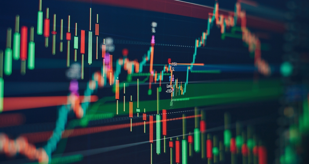 Technical,Price,Graph,And,Indicator,,Red,And,Green,Candlestick,Chart