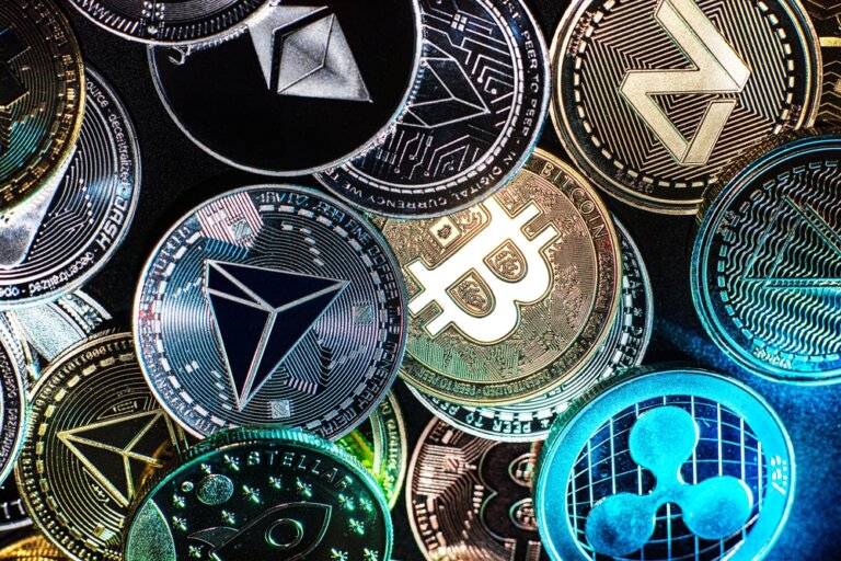 Horizontal,View,Of,Cryptocurrency,Tokens,,Including,Bitcoin,,Tron,,And,Dash