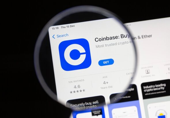 Ostersund,,Sweden,-,Dec,15,,2022:,Coinbase,App,Under,A