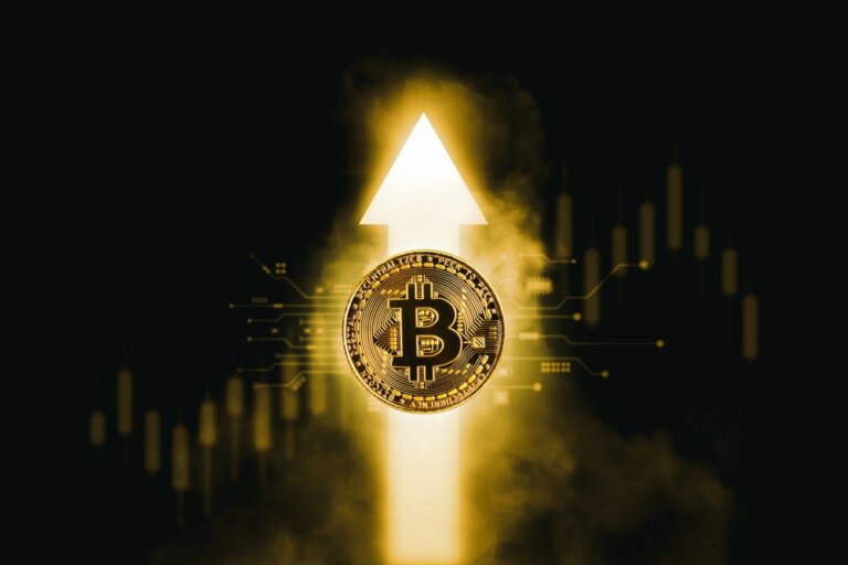 Bitcoin,Or,Cryptocurrency,Prices,Rise,Up,Positive,,Golden,Coin,With
